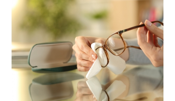 Jak prawidłowo czyścić okulary?