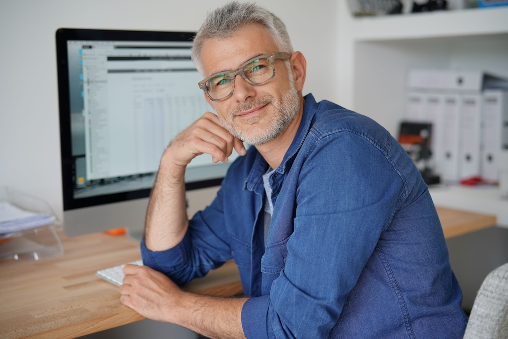 Prezbiopia – co to? Objawy, przyczyny i korekcja